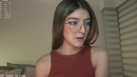 Snapshot of call_me_rosie chatting on 02/22/26, 04:13 online show from 02/22/26, 04:13