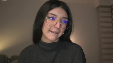 Snapshot of call_me_rosie chatting on 04/02/26, 12:30 online show from 04/02/26, 12:30