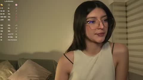 Snapshot of call_me_rosie chatting on 07/17/26, 12:50 online show from 07/17/26, 12:50