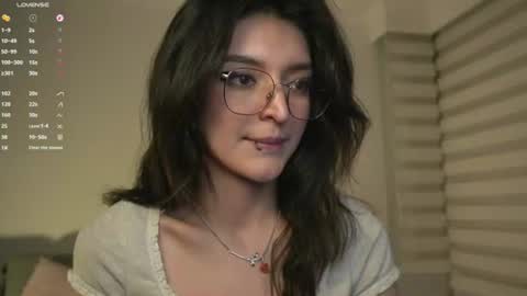 Snapshot of call_me_rosie chatting on 07/29/26, 01:15 online show from 07/29/26, 01:15