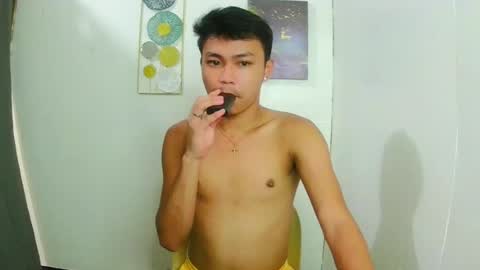 Snapshot of callmebabyceejay_ chatting on 05/04/26, 03:19 Ceejay online show from 05/04/26, 03:19