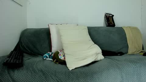 Snapshot of callmeby_lebron chatting on 01/24/25, 03:34 LeBron online show from 01/24/25, 03:34