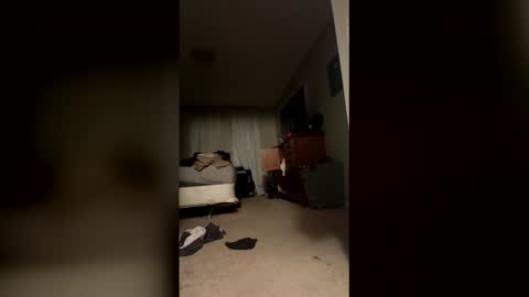 Snapshot of callmejennifer chatting on 12/18/25, 07:36 callmejennifer online show from 12/18/25, 07:36