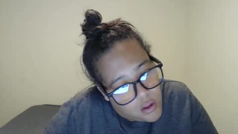 Snapshot of cals9x chatting on 10/17/25, 12:36 camzxoxox online show from 10/17/25, 12:36