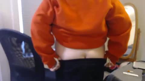 Snapshot of cals9x chatting on 11/02/25, 02:19 camzxoxox online show from 11/02/25, 02:19