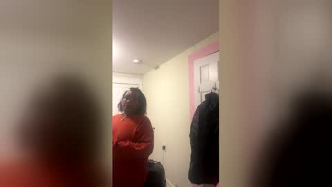 Snapshot of cals9x chatting on 12/03/25, 03:03 camzxoxox online show from 12/03/25, 03:03