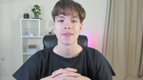 Hey I am Calvin  online show from 12/04/24, 07:12