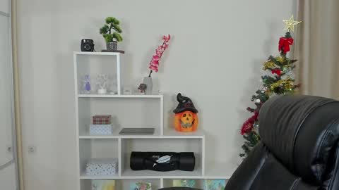 Hey I am Calvin  online show from 12/10/24, 07:11