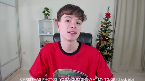 Hey I am Calvin  online show from 12/25/24, 07:02