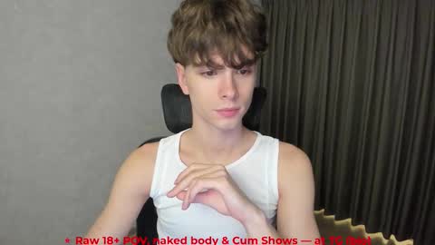 Snapshot of calvin_loves_you chatting on 02/18/26, 05:09 Hey I am Calvin online show from 02/18/26, 05:09