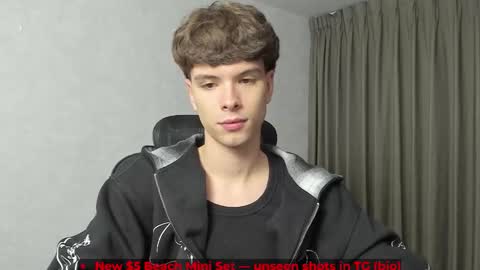 Snapshot of calvin_loves_you chatting on 02/27/26, 05:13 Hey I am Calvin online show from 02/27/26, 05:13