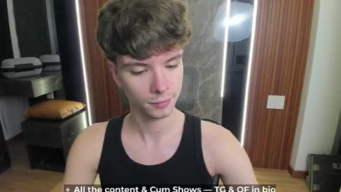 Snapshot of calvin_loves_you chatting on 05/06/26, 05:18 Hey I am Calvin online show from 05/06/26, 05:18