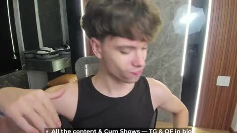 Snapshot of calvin_loves_you chatting on 06/05/26, 05:18 Hey I am Calvin online show from 06/05/26, 05:18