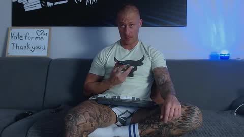 Calvin  online show from 12/02/24, 05:37