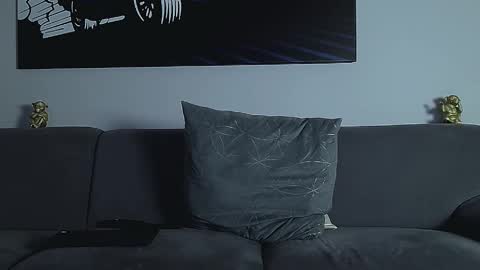 Snapshot of calvinhunt69 chatting on 11/17/25, 10:26 Calvin online show from 11/17/25, 10:26