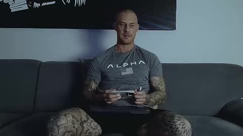 Snapshot of calvinhunt69 chatting on 11/24/25, 11:04 Calvin online show from 11/24/25, 11:04