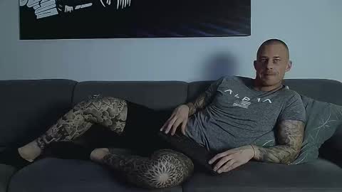 Snapshot of calvinhunt69 chatting on 11/27/25, 12:24 Calvin online show from 11/27/25, 12:24