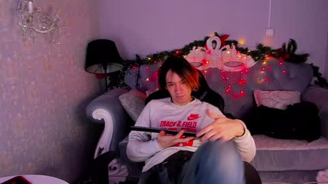 Calvin Owens online show from 01/12/25, 03:28