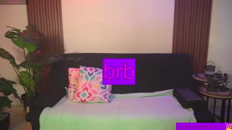 Calypso and Kayla online show from 05/04/26, 07:32