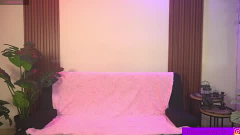 Calypso and Kayla online show from 05/12/26, 05:43