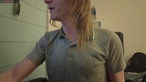 Snapshot of calypsocabal chatting on 11/09/25, 04:11 Calypso online show from 11/09/25, 04:11