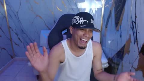 cam_xman online show from 04/30/26, 04:02