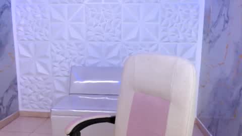 cam_xman online show from 06/05/26, 12:55
