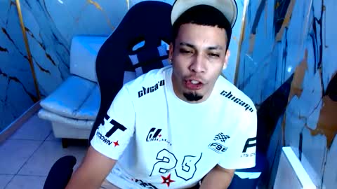 cam_xman online show from 06/07/26, 12:20
