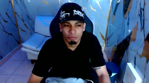 cam_xman online show from 06/08/26, 12:38