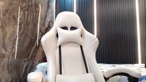 cam_xman online show from 07/18/26, 02:43