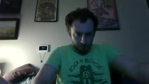Snapshot of cambam14 chatting on 11/28/25, 07:33 SafeSax online show from 11/28/25, 07:33