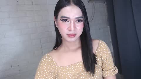 camela_star online show from 12/31/24, 01:04