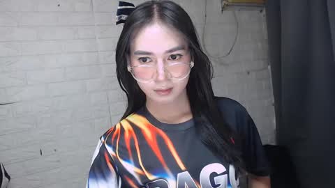 camela_star online show from 02/05/25, 08:35