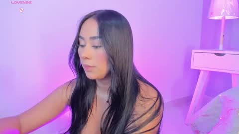 Camelia Smith online show from 10/22/25, 03:18