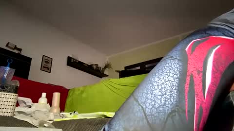 Snapshot of camelion90 chatting on 01/05/25, 06:35 Marco online show from 01/05/25, 06:35