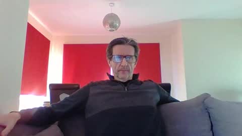 cameraaa online show from 09/28/25, 07:25