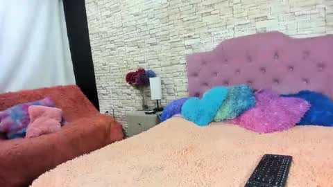 Snapshot of cameron_april chatting on 11/13/25, 11:42 cameron_april online show from 11/13/25, 11:42