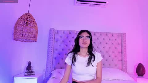 Snapshot of cameron_cutee chatting on 03/02/25, 07:12 Cameron Cutee online show from 03/02/25, 07:12