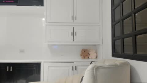 Snapshot of cameron_cutee chatting on 09/30/25, 10:31 Cameron Cutee online show from 09/30/25, 10:31