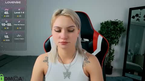 Snapshot of cameron_loving chatting on 09/30/25, 08:41 Cameron online show from 09/30/25, 08:41