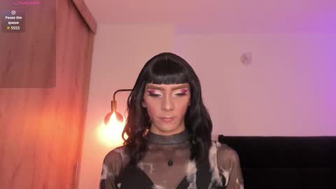 Snapshot of cameron_lyra chatting on 11/27/25, 10:56 Cameron online show from 11/27/25, 10:56