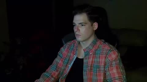 Snapshot of camerondt chatting on 01/20/25, 01:07 camerondt online show from 01/20/25, 01:07