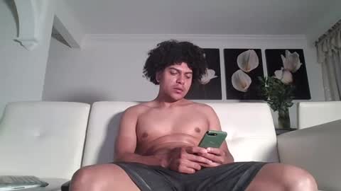 Stiven online show from 09/27/25, 02:38