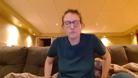 Snapshot of camforfunmoment chatting on 01/17/25, 01:36 camforfunmoment online show from 01/17/25, 01:36