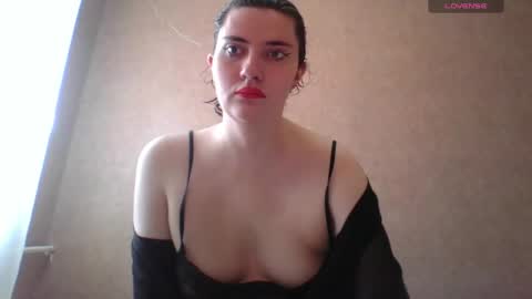 Snapshot of camgirl_xx chatting on 03/25/26, 09:48 Marta online show from 03/25/26, 09:48