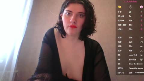 Snapshot of camgirl_xx chatting on 04/08/26, 11:10 Marta online show from 04/08/26, 11:10