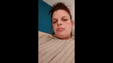 Caresse ... online show from 11/04/25, 06:01