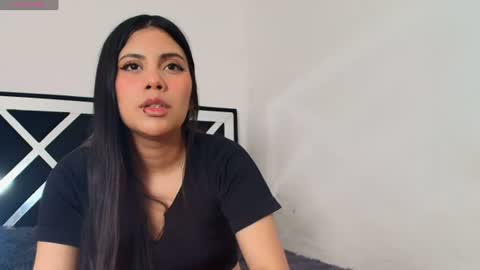 cami_cute00 online show from 06/18/26, 10:30