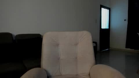   online show from 10/07/25, 09:45