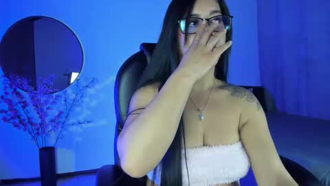 Camila online show from 10/24/25, 05:48